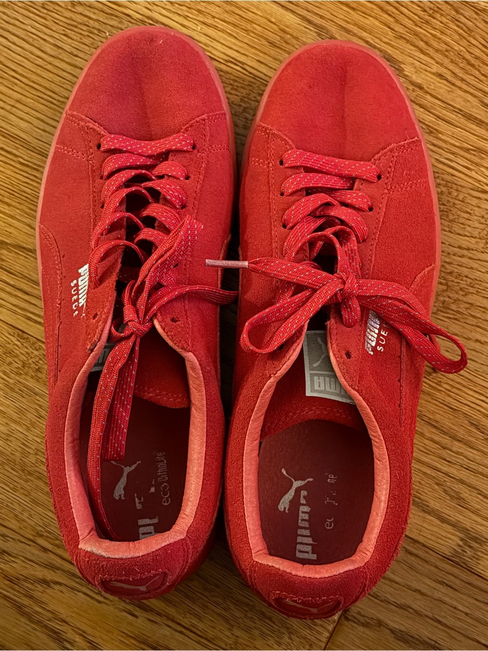 Puma Men’s Suede Sneakers 8.5  Red